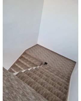 Servicii imbracat scari cu... 2